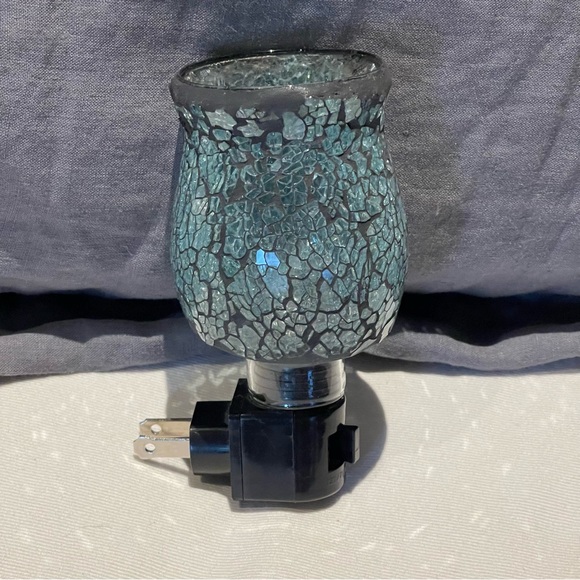 Mosaic Glass Nightlight Handmade - Picture 3 of 8